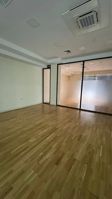 Аренда Евро офис Ор-р: метро Айбек 225м2 5