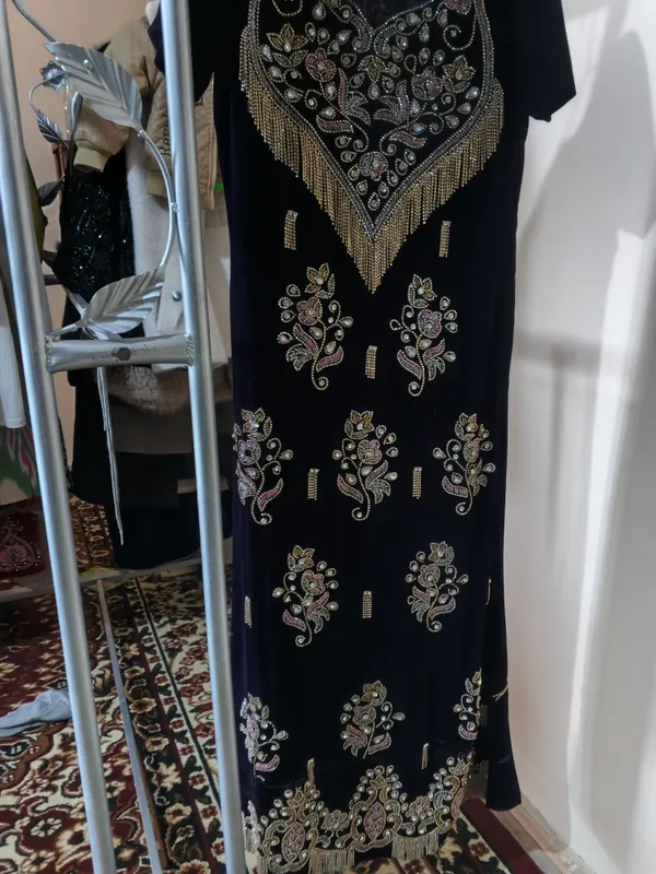 koʻylak nomi haykal koʻylak nomi haykal