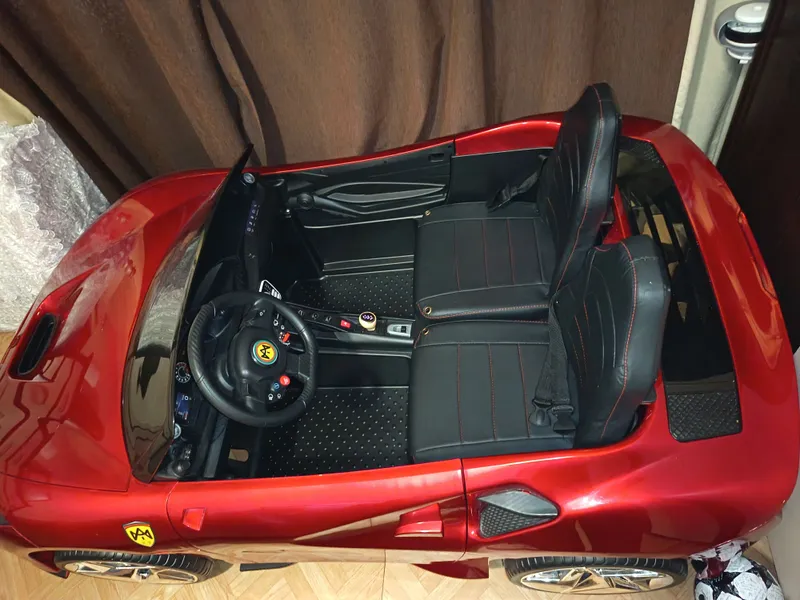 Ferrari 8 продаётся 4 Ferrari 8 продаётся 4