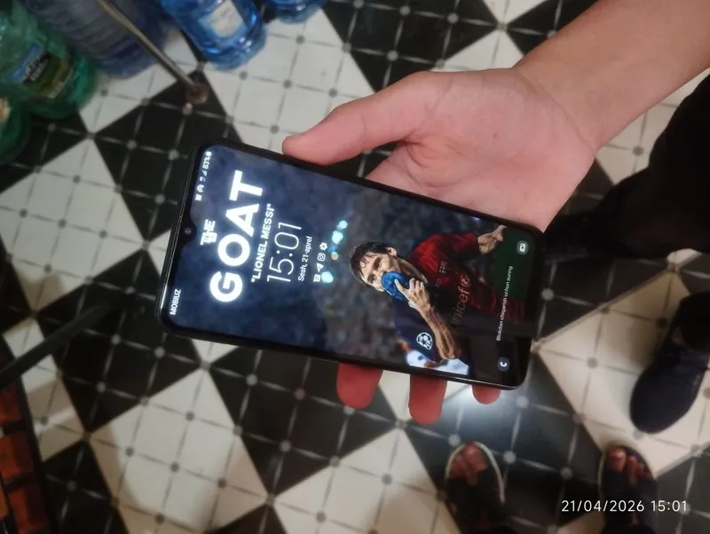 Samsung galaxy m 12 qora — фото 6