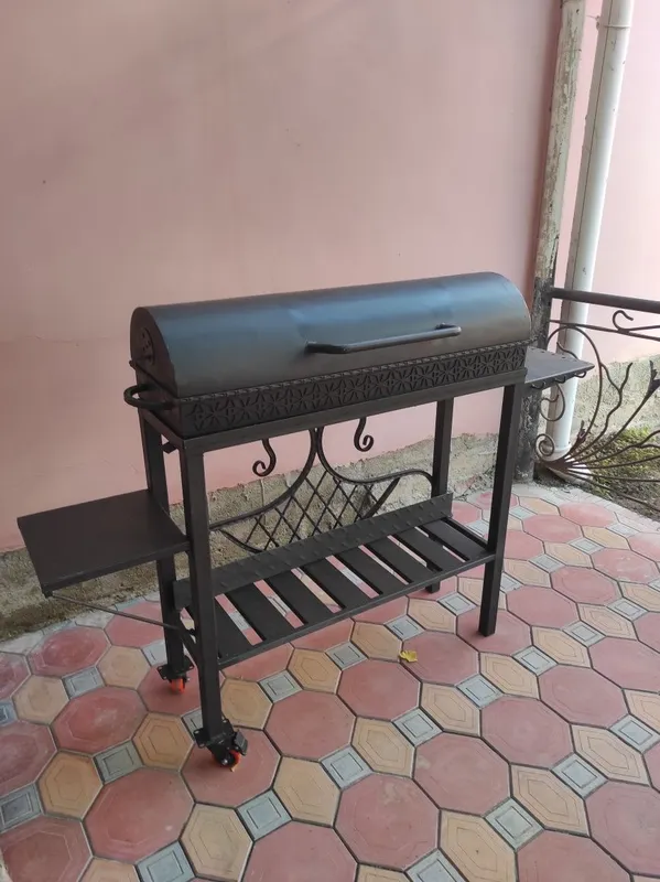 Shashlik va barbekyu uchun mangal 6