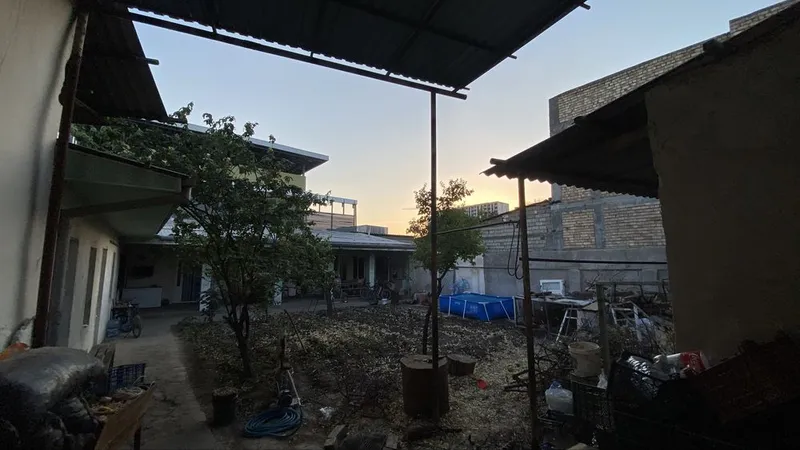 Uy sotladi yangihayot Tumani Xushnud mahalladi 5,7 sotik 2 Uy sotladi yangihayot Tumani Xushnud mahalladi 5,7 sotik 2
