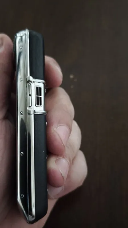 Vertu original состояние около идеал не пожалеете есть коробки телефон 4 Vertu original состояние около идеал не пожалеете есть коробки телефон 4
