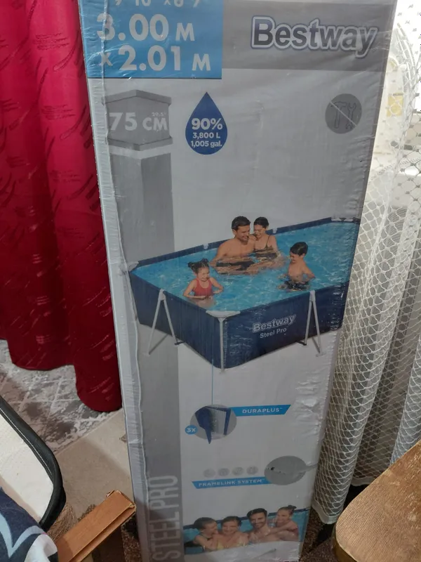 продаю срочно бассейн. продаю срочно бассейн.