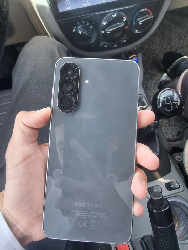 Samsung galaxy A56 — фото 1