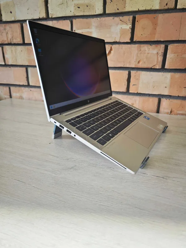 HP EliteBook 830 G8 — фото 2