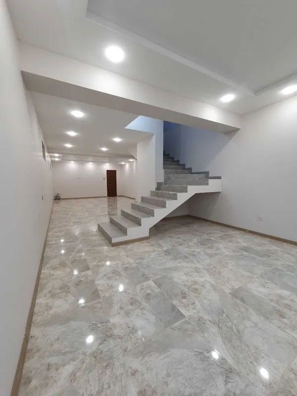 ПРОДАЕТСЯ ЕВРО ДОМ /Здание под ОФИС 2-я лин МИРАБАД САРАКУЛ 340 кв.м. — фото 9