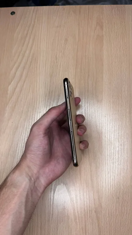 iPhone 11 Pro 2