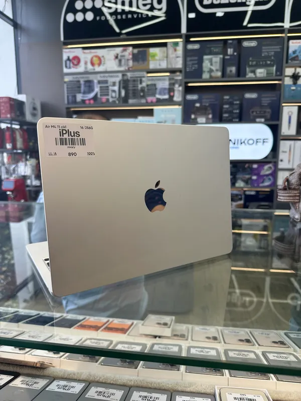 MacBook AirM4
