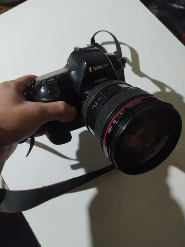 Canon 6d kompekt juda arzon beramz srochna puk kereligi uchun