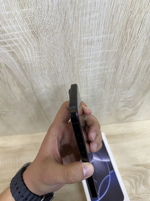 Iphone 16pro max 256 7