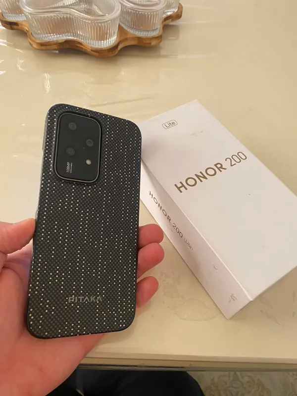 Honor 200 lite 1
