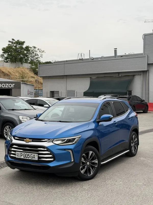 Tracker 2020 Premier Xitoy zborka