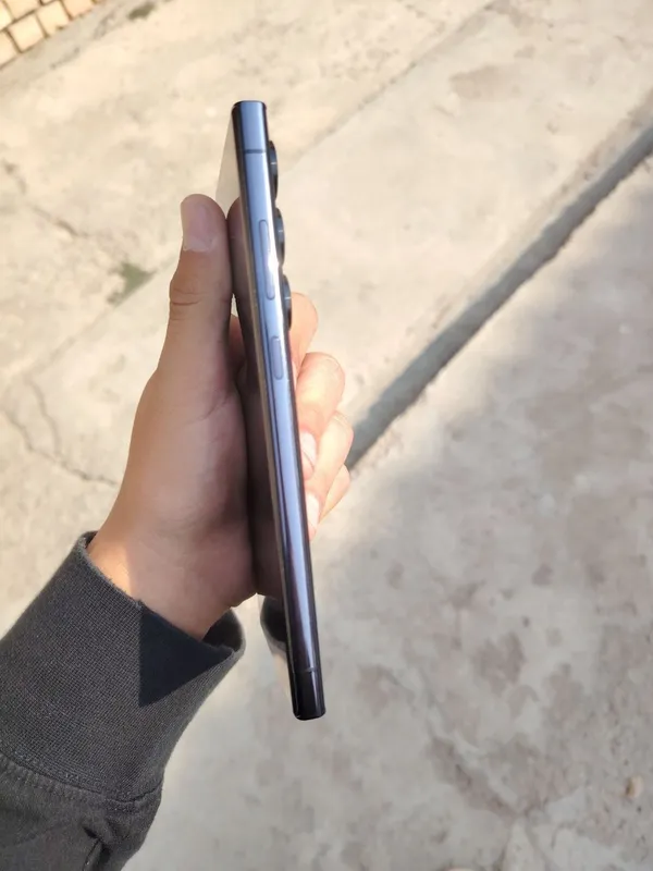 samsung S23 Ultra Korea 12/256 4