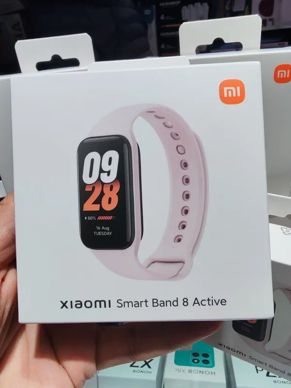 Xiaomi Smart Band 8 Active — акционная цена 6 Xiaomi Smart Band 8 Active — акционная цена 6