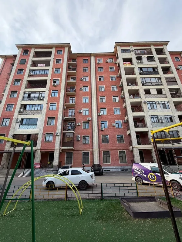 Алмазарский: Ґунча Версал Ор-р: Корзинка Нежилое 135кв. Есть Кадастр — фото 4