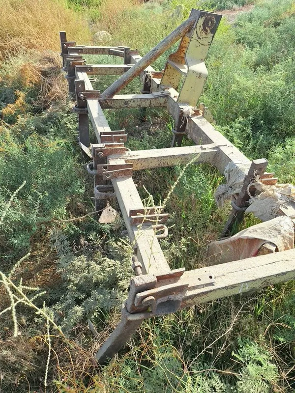 Traktor T 40 sotiladi 7 Traktor T 40 sotiladi 7