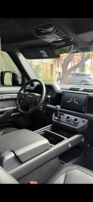 Range Rover Defender — фото 5