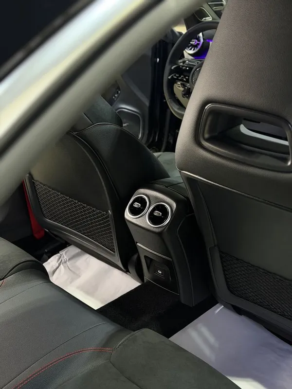 Mercedes-Benz CLA45S amg 7 Mercedes-Benz CLA45S amg 7