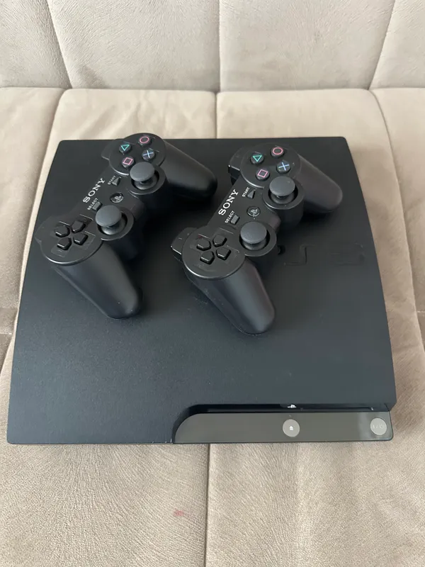 PlayStation 3 Slim. 320gb. 2 ta pult 2 PlayStation 3 Slim. 320gb. 2 ta pult 2