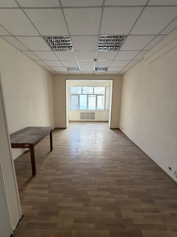Аренда под офис 500 м2 помещения возле Россия гостиница Аренда под офис 500 м2 помещения возле Россия гостиница
