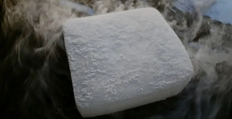 Сухой лёд (quruq muz)