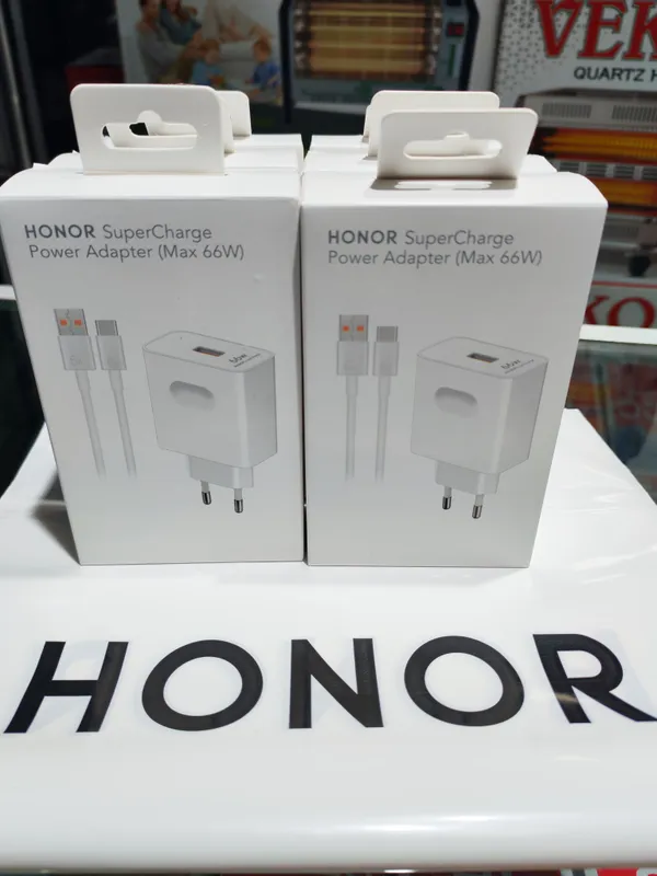 Зарядка Honor Supercharge 66W 1 Зарядка Honor Supercharge 66W 1