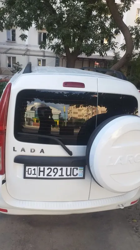 Лада ларгус 1.6 родная краска — фото 3 Лада ларгус 1.6 родная краска — фото 3