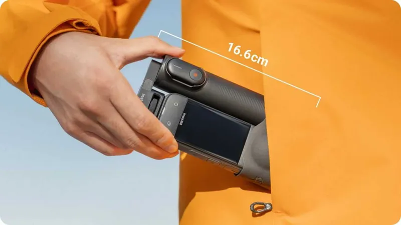 Insta360 X5 Foldable 2-in-1 Selfie Stick (1/4" Mount) — фото 2
