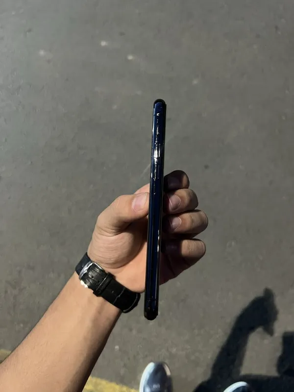 Iphone 11 pro. 3 Iphone 11 pro. 3