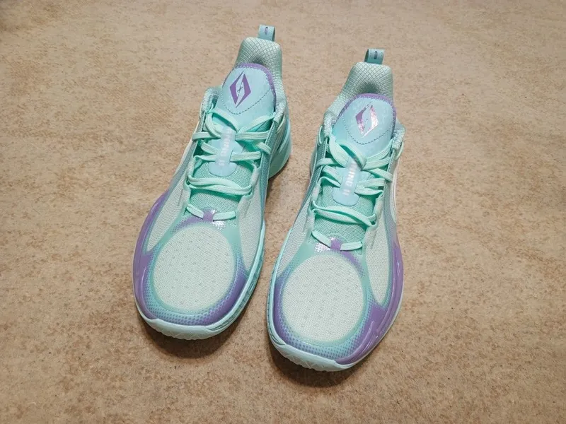 Новые кроссы, Li ning, 45 размер, оригинал 2 Новые кроссы, Li ning, 45 размер, оригинал 2