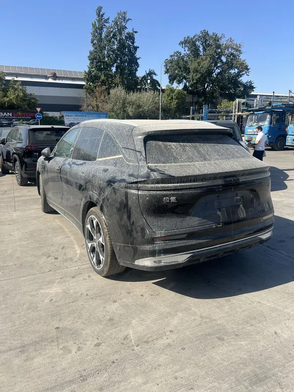 Zeekr 7x 4awd 2ta matorli 4 Zeekr 7x 4awd 2ta matorli 4