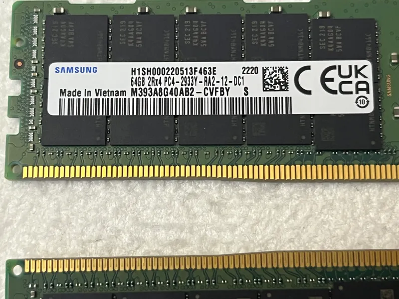 Серверная оперативная память Samsung 4x64GB DDR4 2 Серверная оперативная память Samsung 4x64GB DDR4 2