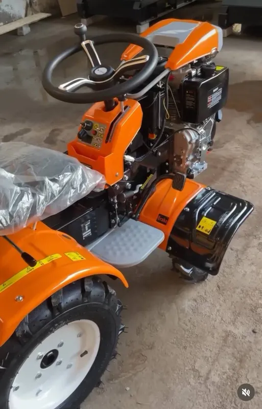 Tiller (культиватор) R001 / kultivator / Mini Traktor / SAAB 4