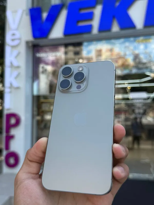iPhone 15 Pro Max iPhone 15 Pro Max