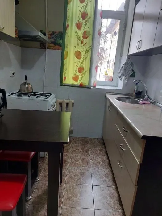 Аренда 2-комнатной квартиры, 80 м², 2/3 этаж (вторичка) — фото 6 Аренда 2-комнатной квартиры, 80 м², 2/3 этаж (вторичка) — фото 6