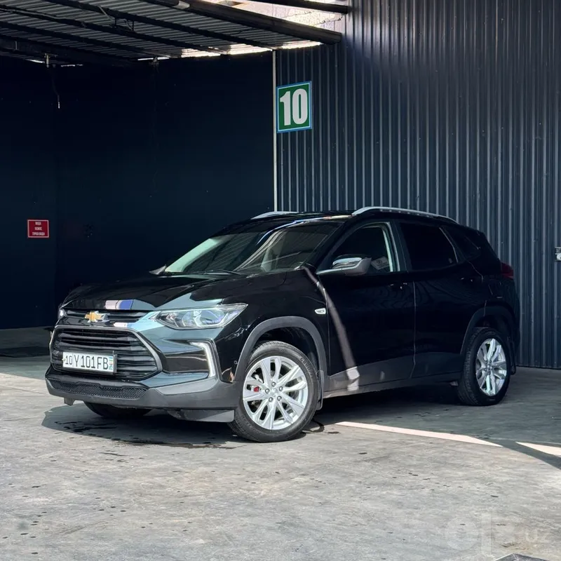 Tracker LTZ 2023 Qora Toza 1 Tracker LTZ 2023 Qora Toza 1