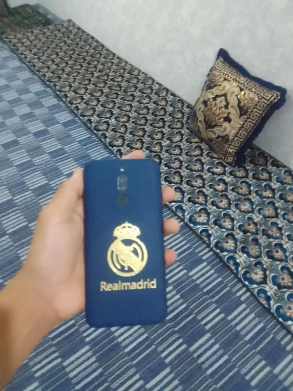 REDMI 8 состояние отличное, есть IMei-ошибка 5