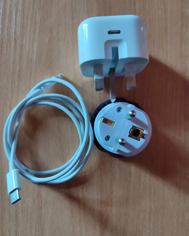 Iphone galofka orginal yaqinda olingan 4 Iphone galofka orginal yaqinda olingan 4
