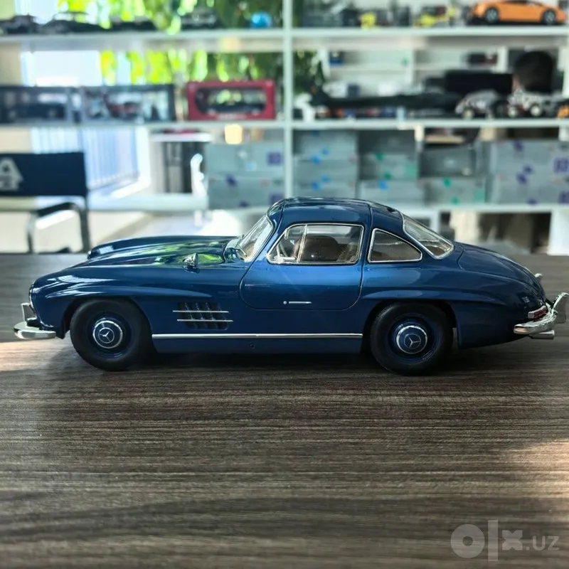 Mercedes 1:18 для коллекции 1 Mercedes 1:18 для коллекции 1
