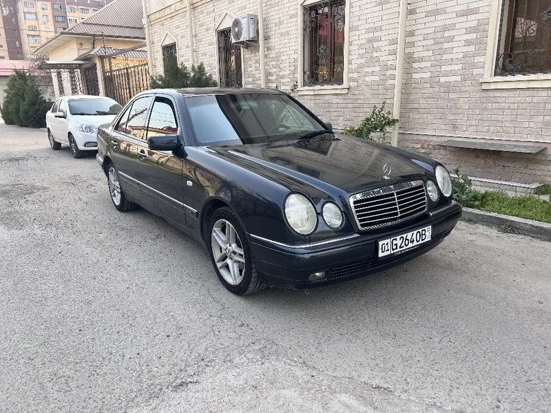 Mercedes E230 AMG 2 Mercedes E230 AMG 2