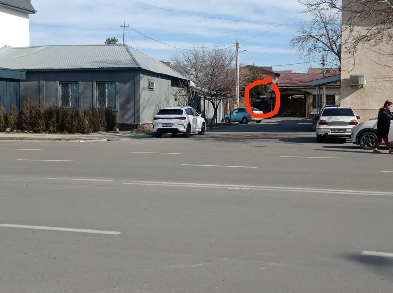 Mirabad tumanida sotiladigan uy, 5 xonali 4 Mirabad tumanida sotiladigan uy, 5 xonali 4