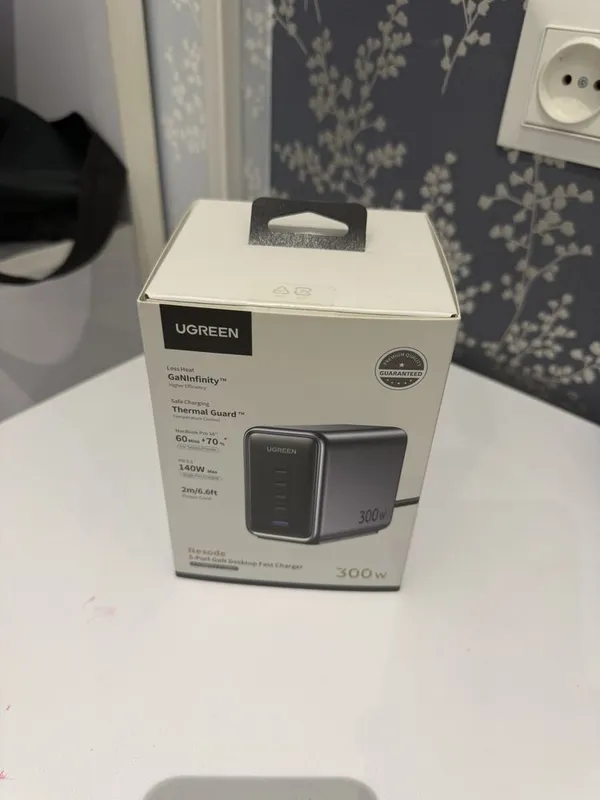 Ugreen 300w charger зарядчик зарядник