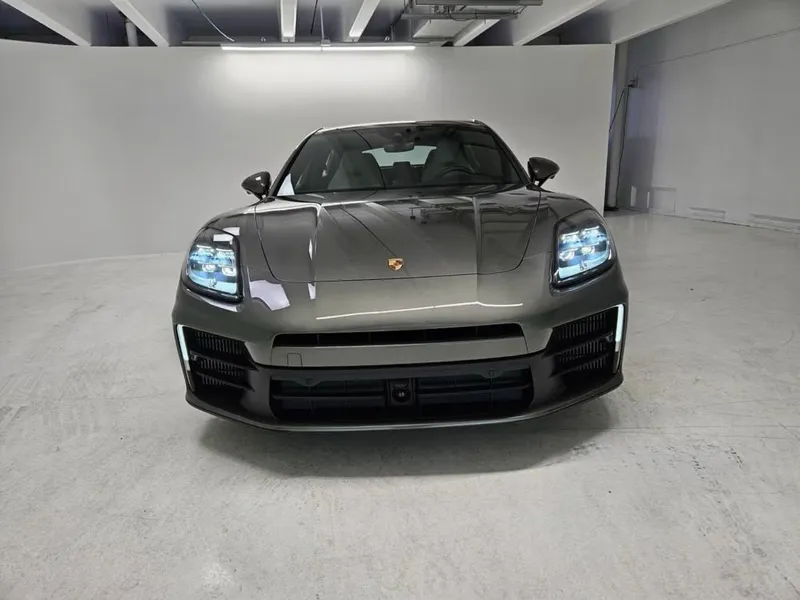 Porsche Panamera 4 E Hybrid new metalic 1 Porsche Panamera 4 E Hybrid new metalic 1