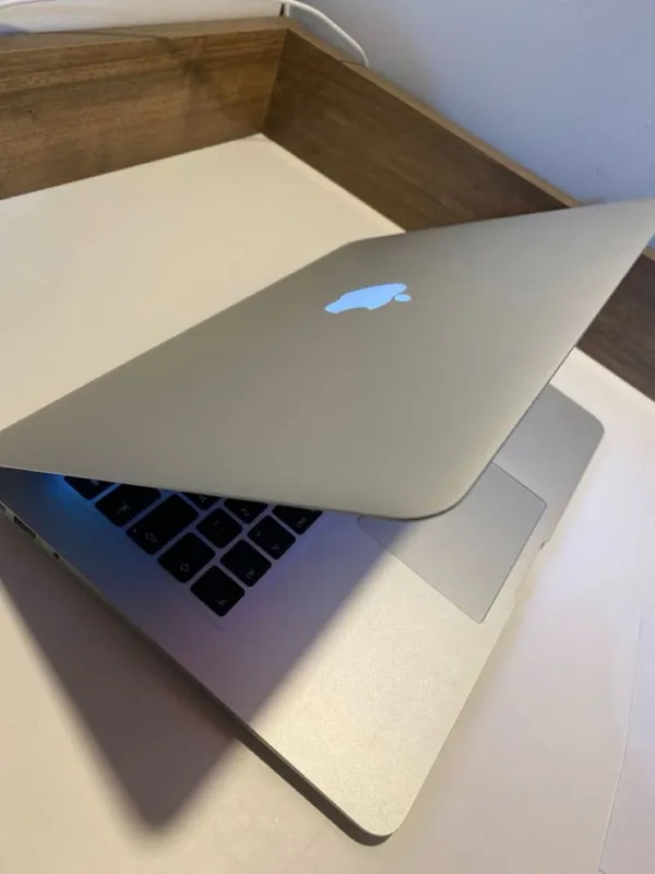 MacBook Air 13” 2017 / Intel Core i5 / 8GB RAM / SSD — фото 2