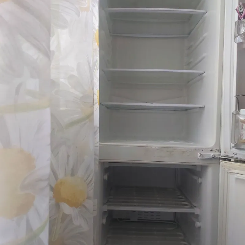 No Frost sovutgich sotiladi 6 No Frost sovutgich sotiladi 6