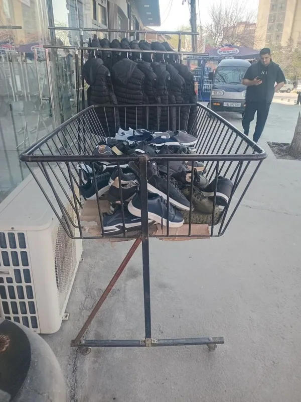 Темир сетка ойок кийим учун