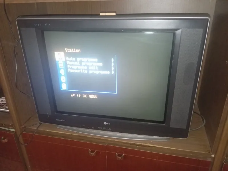 Televizor LG 72, Телевизор ЛЖ 72