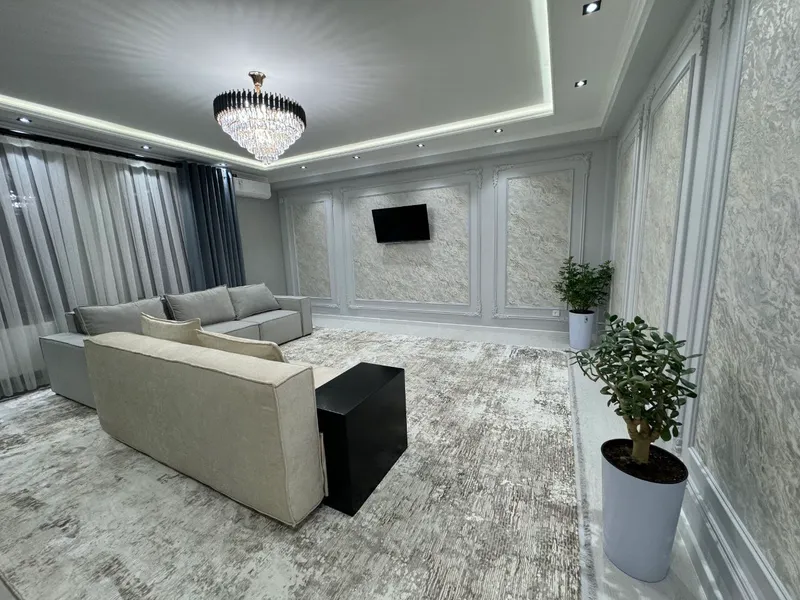3 xonali kvartira, 92 m2, Yakkasaroy 3