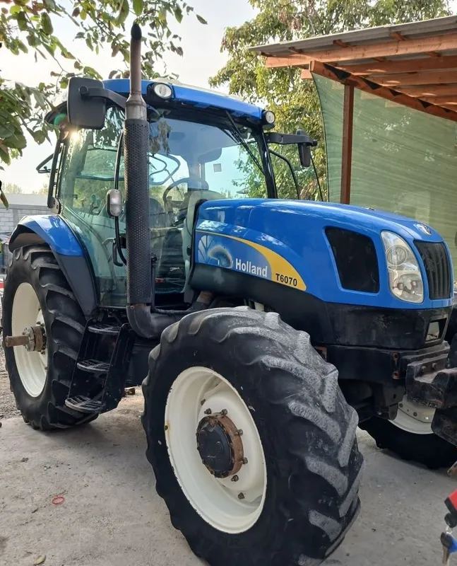 NEW HOLLAND T6070 sotiladi 1